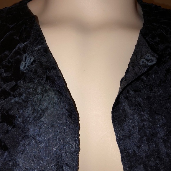 Chico’s Textured Light Jacket - Picture 4 of 5